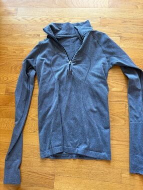 Lululemon swiftly tech half zip